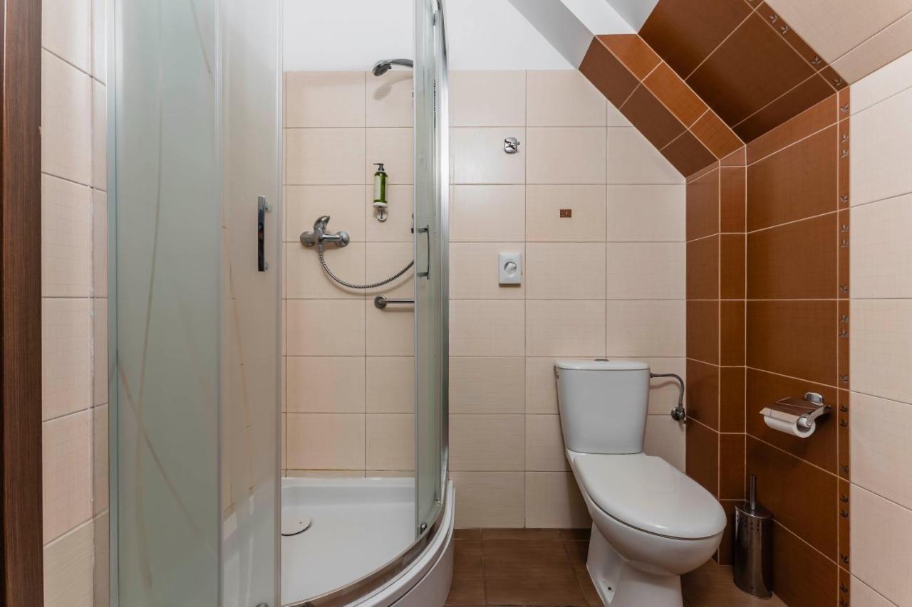 Hotel Pod Kasztanami Lublin Eksteriør bilde